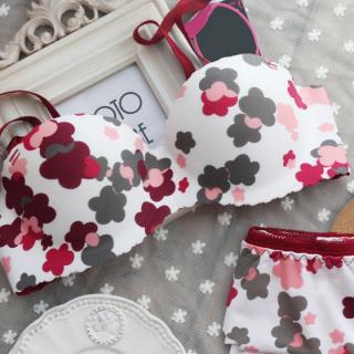 Комплект нижнего белья