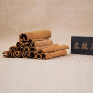 Палочки корицы