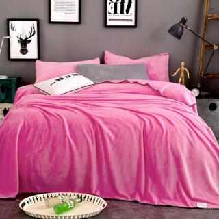 Плюшевый плед в модной упаковке